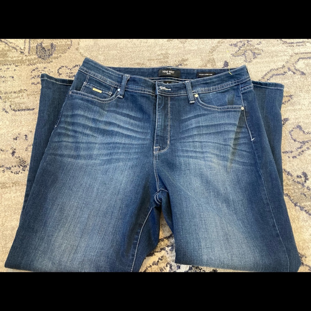 Nine West women’s size 14 jean tuffed capri